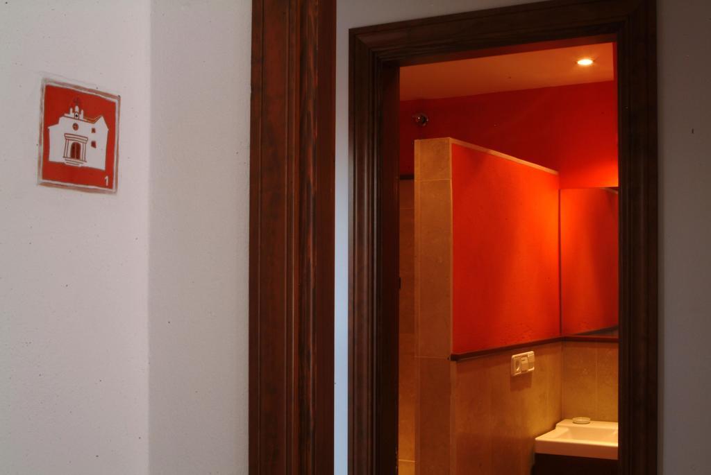 La Casa De La Iglesia Hotel มิฮาส ห้อง รูปภาพ